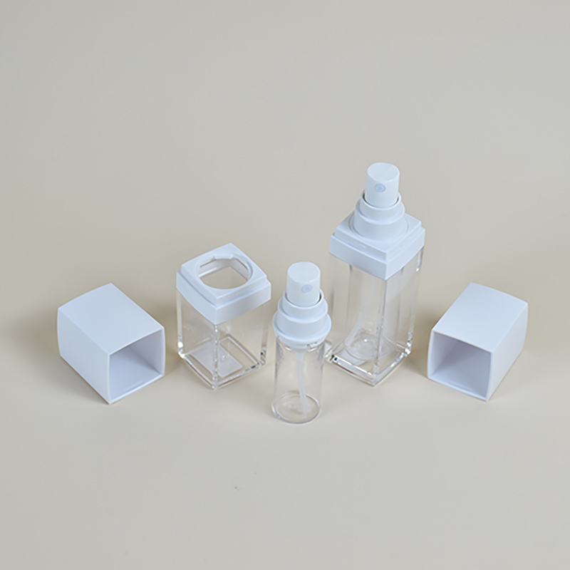 Refillable Acrylic Spray Bottle KC0027